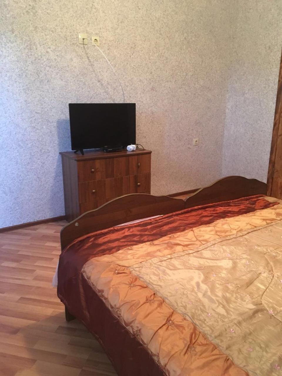 Esnat Guest House Титова 25А 수쿰 외부 사진